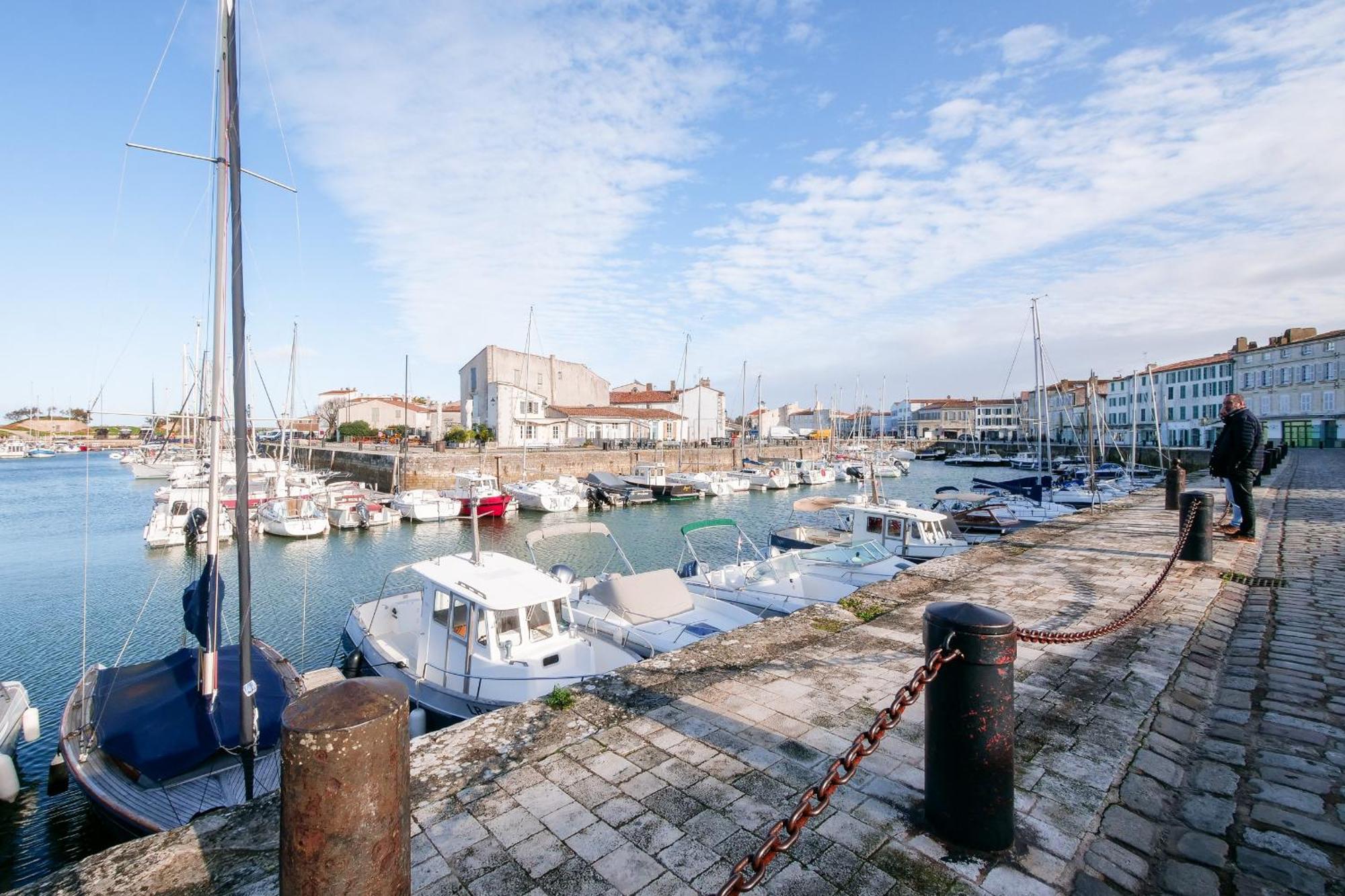 La Suite 24 - Studio Avec Terrasse A 100M Du Port De Saint-Martin-de-Ré Exterior foto